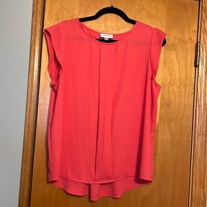 Womens short sleeve top